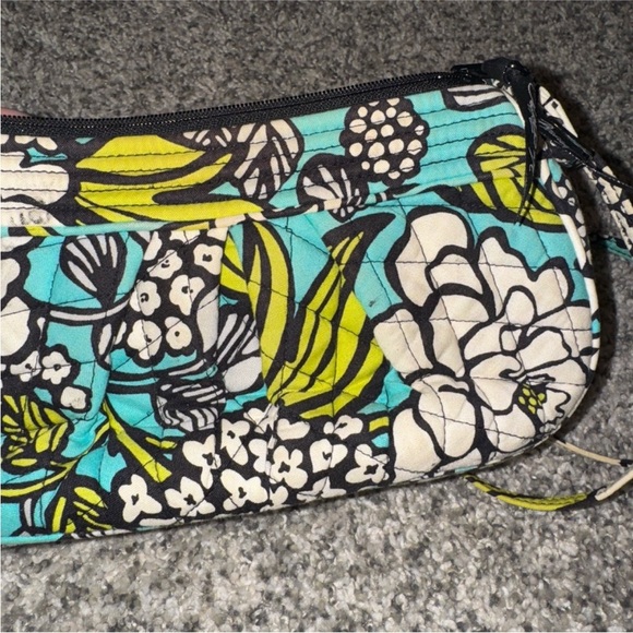 Vera Bradley Small Purse - Picture 3 of 3